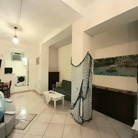 Marina Di Linfreschi Bed & Breakfast *